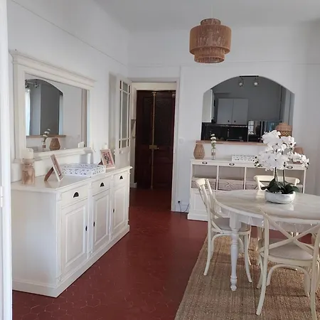 아파트 Soleil Et Douceur Ll 툴롱